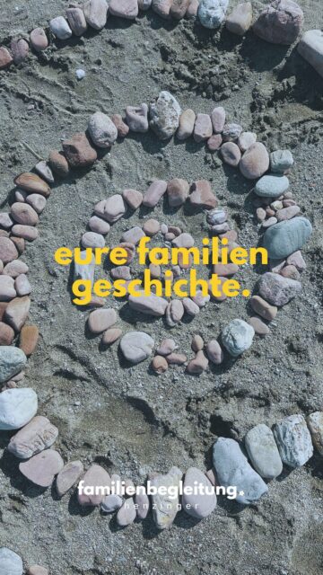 🌀 Familienleben ist wie eine Spirale.

Manchmal drehen wir uns im Kreis,
manchmal gehen wir Schritte zurück –
und doch führt der Weg immer weiter,
Schicht für Schicht, Erfahrung für Erfahrung. 👣

Jeder Stein steht für einen Moment,
eine Herausforderung, eine Umarmung, ein Lächeln.
Am Ende entsteht etwas Einzigartiges:
eure ganz eigene Familiengeschichte. ❤️

#familienbegleitunghenzinger #familie #momente #familienleben #elternschaft #elternsein